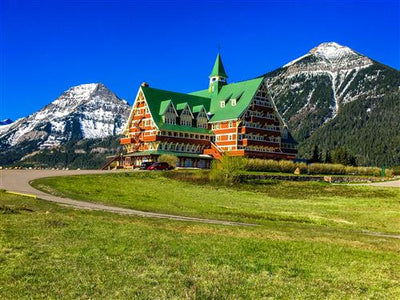 Popular Day Hikes: Waterton